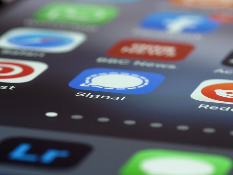 find phone signal fast